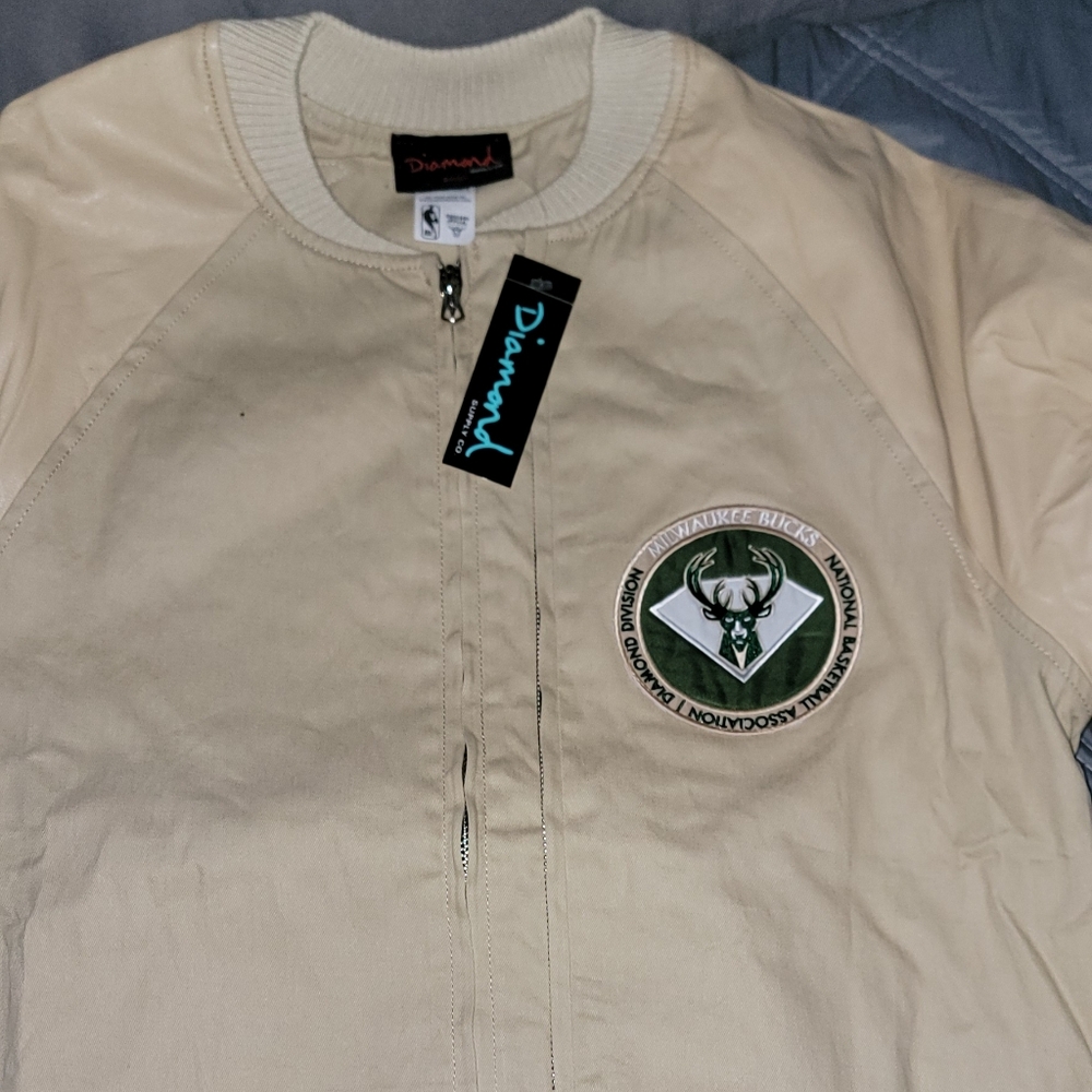 Diamond supply co milwaukee bucks leather jacket mens size small